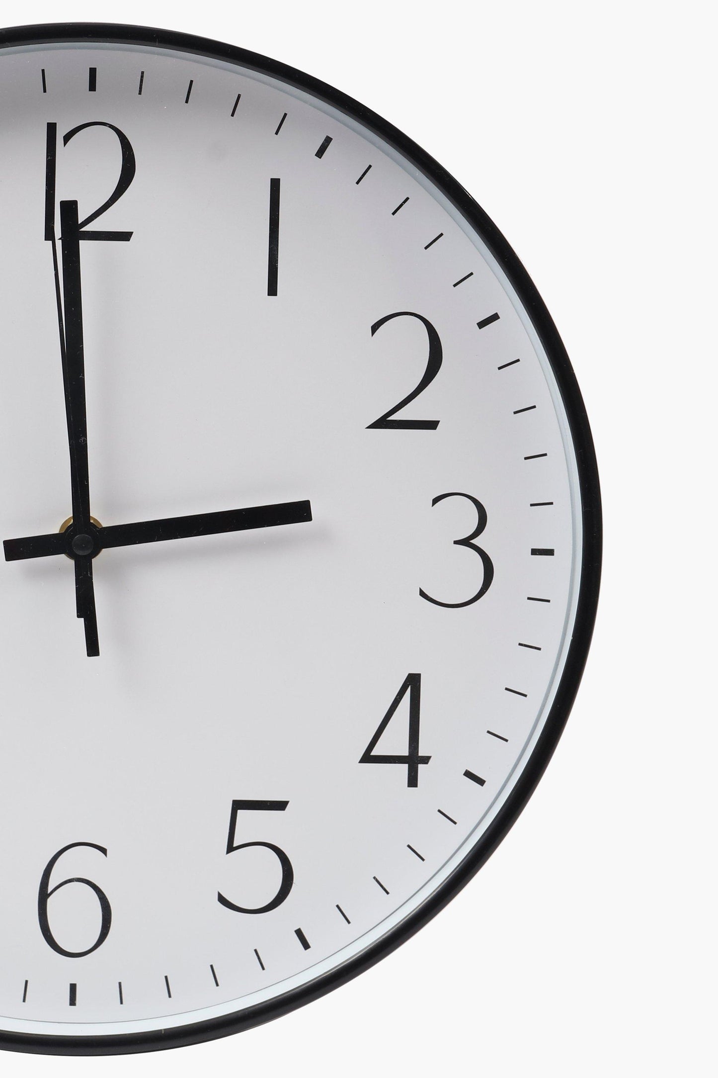 Perfect White Wall Clock – Elegant, High-Quality Design for Any Space