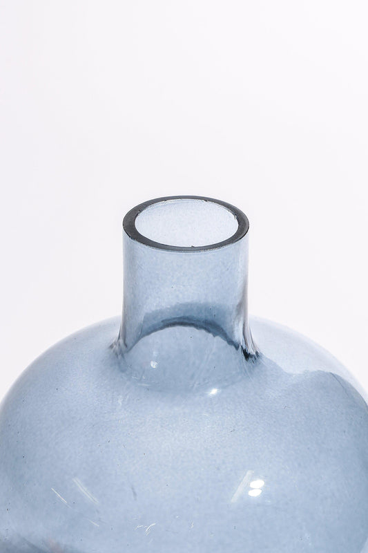 Blue Round Vase – Timeless Elegance, Lasting Quality, and Effortless Style